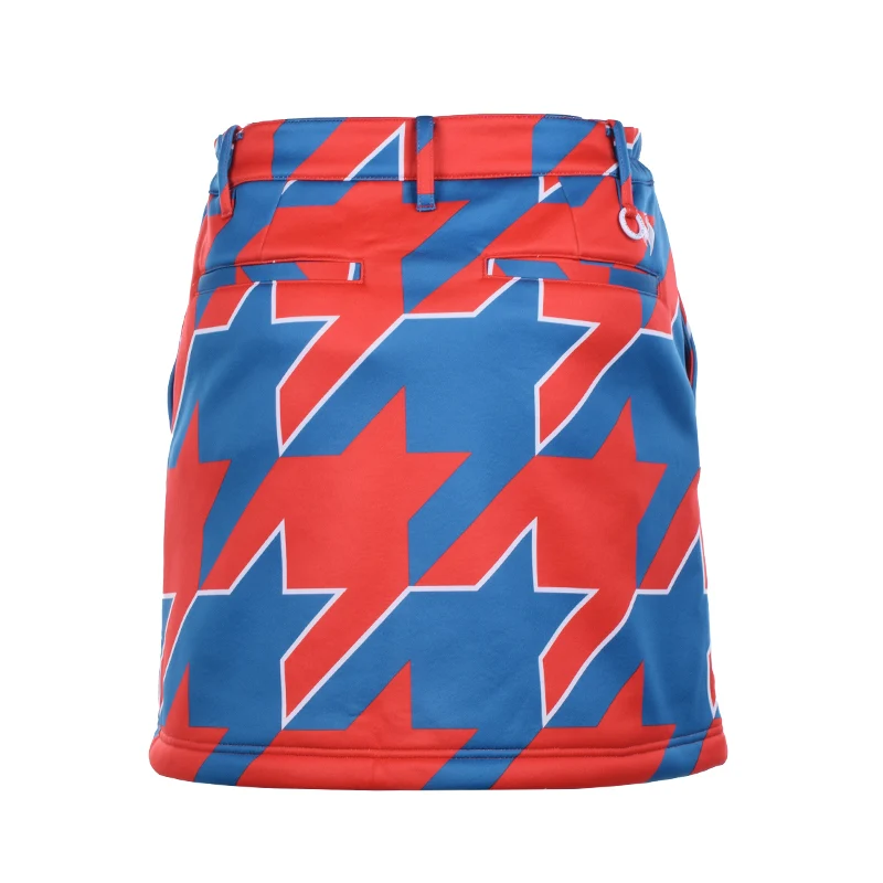 LE COQ SPORTIF GOLF Chidori Checkered Women's Skorts (Red) - Image 2